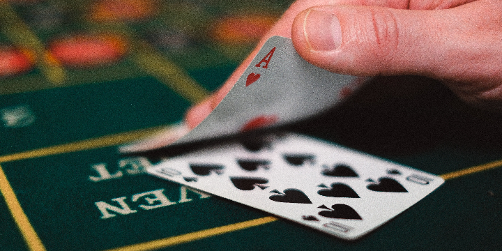 Blackjack Hand - Single Deck Blackjack in Las Vegas